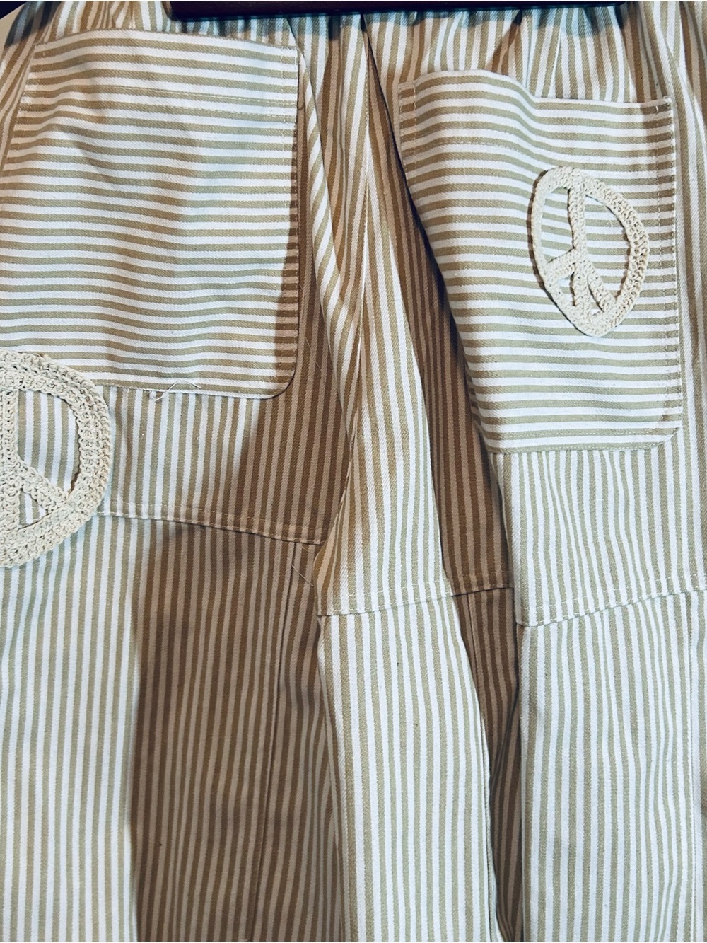 DAVI & DANI Taupe and White Striped Wide-Leg Peace Patch Pants - Picture 9 of 10